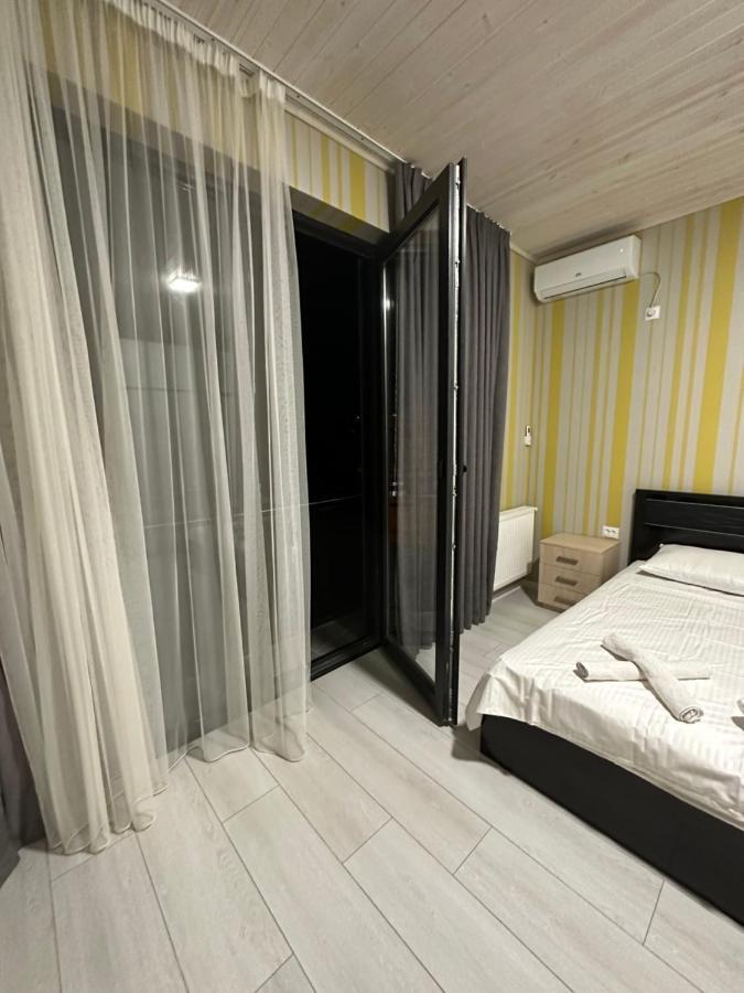 Guesthouse Chrdili Tbilisi Bagian luar foto