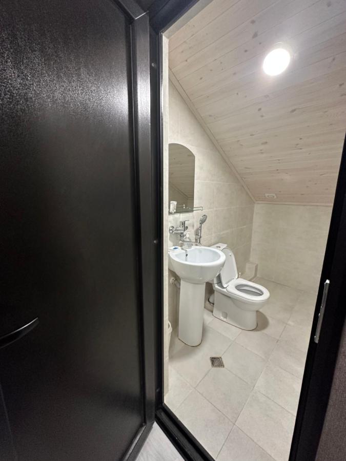 Guesthouse Chrdili Tbilisi Bagian luar foto